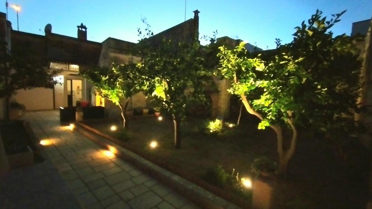 Salento Casa Vacanze Con Giardino Privato Galugnano Exterior photo